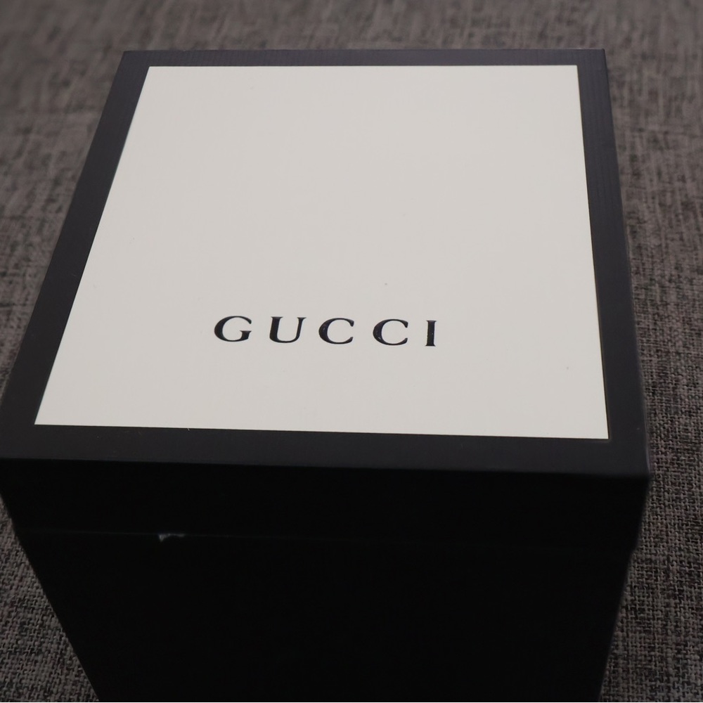 Gucci watch 38 mm - Picture 13 of 14